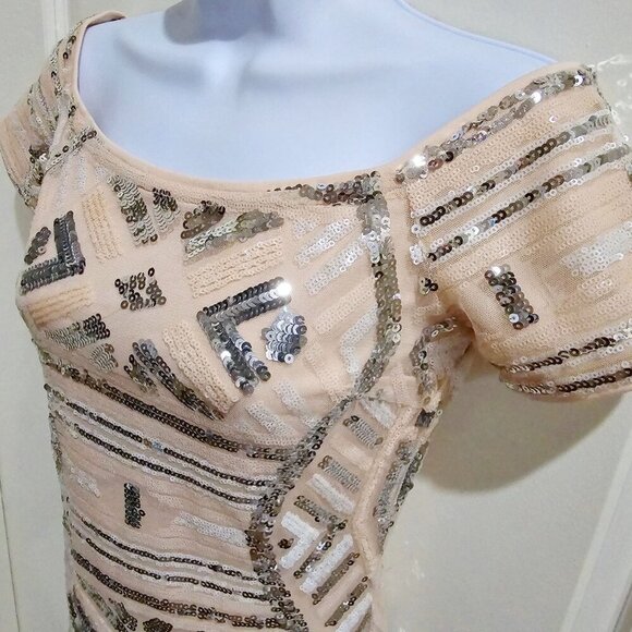 Forever 21 Sequin Bodycon Dress – Off-Shoulder Peach & Silver – Size S – NWOT - Picture 6 of 14